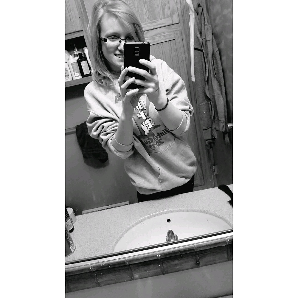 Meet your Posher, Alexandrea